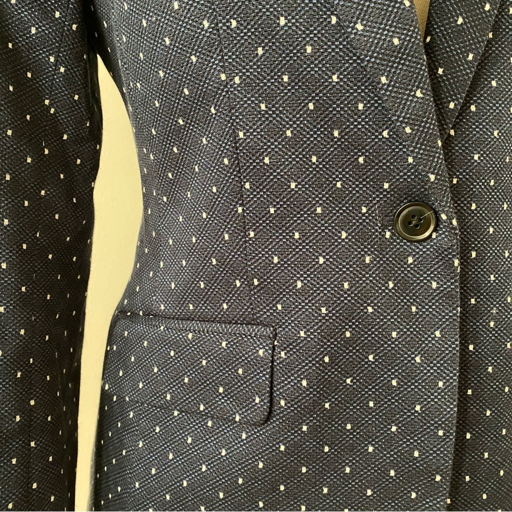 Banana Republic Blazer Navy with White Polka Dots. Women’s size 4. - Picture 4 of 15